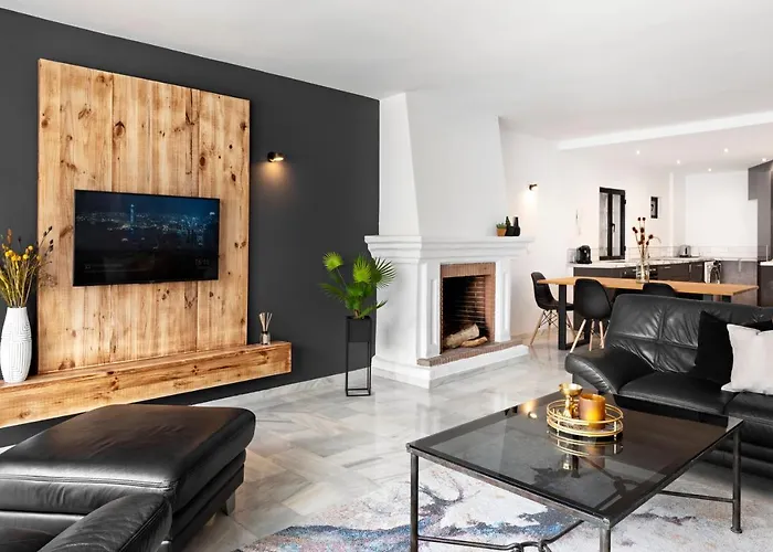 3 Bedroom Apartment In The Heart Of Puerto Banus